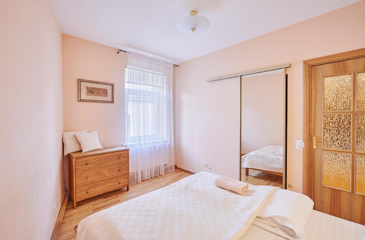 Kurpiu Gatve Apartman Kaunas Kültér fotó
